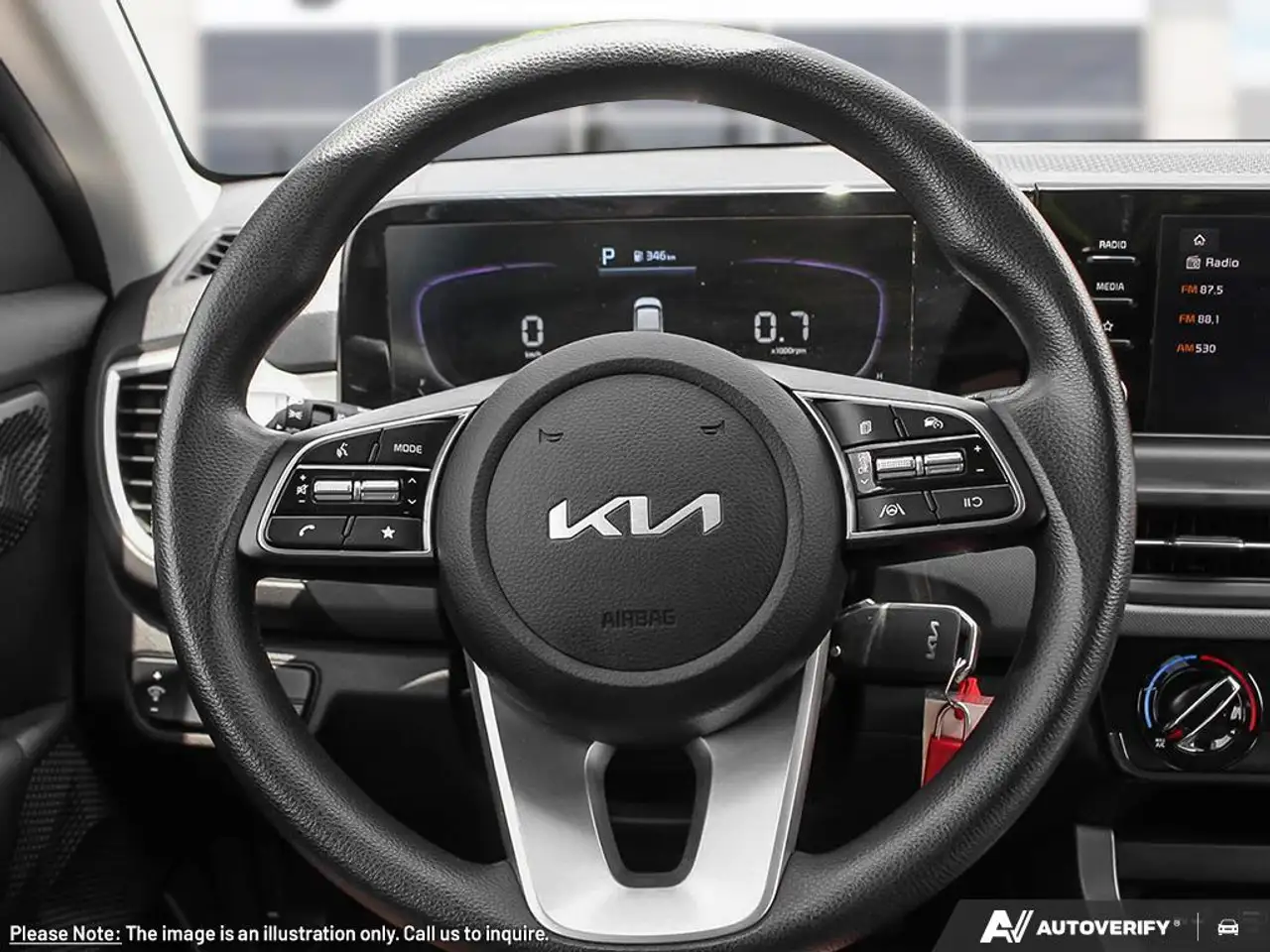 Kia Seltos снимка Kia Seltos