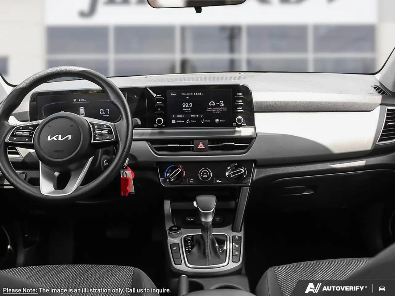 Kia Seltos снимка Kia Seltos