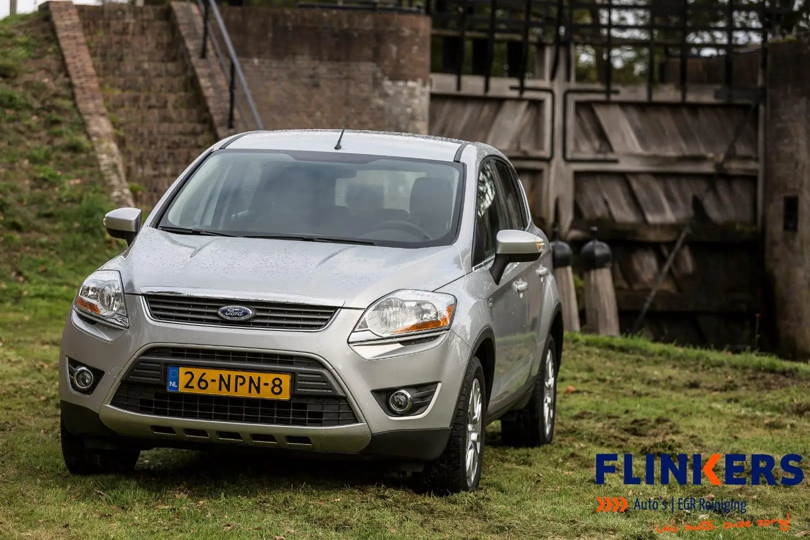 Ford Kuga 2.0 TDCi Trend FWD HANDGESCH | 6 VERSN | NAVI | AI Grijs - 2