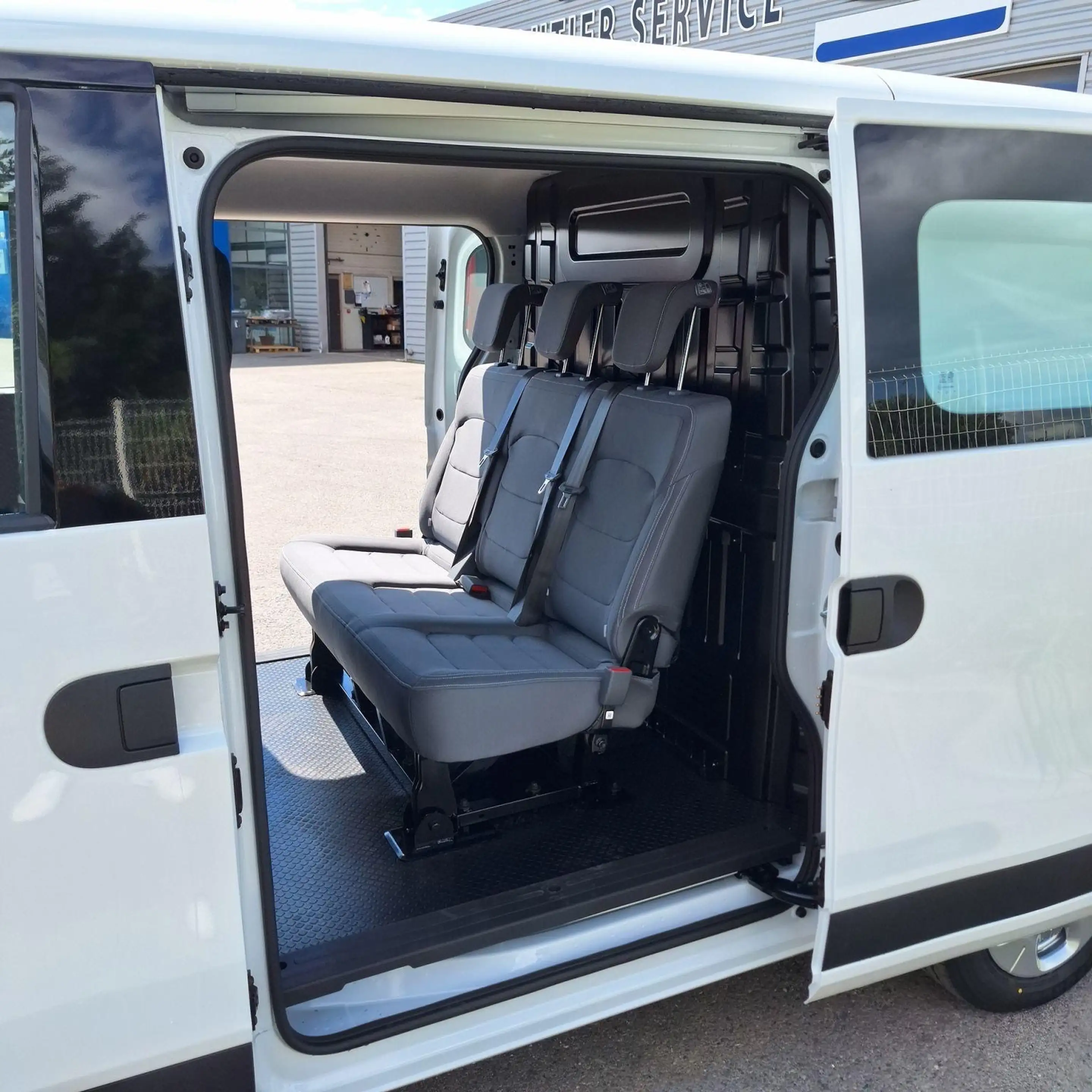 Maxus eDeliver 5 | L2H1 64 kWh |Dubbel cabine |uit voorraad leverba — photo 7