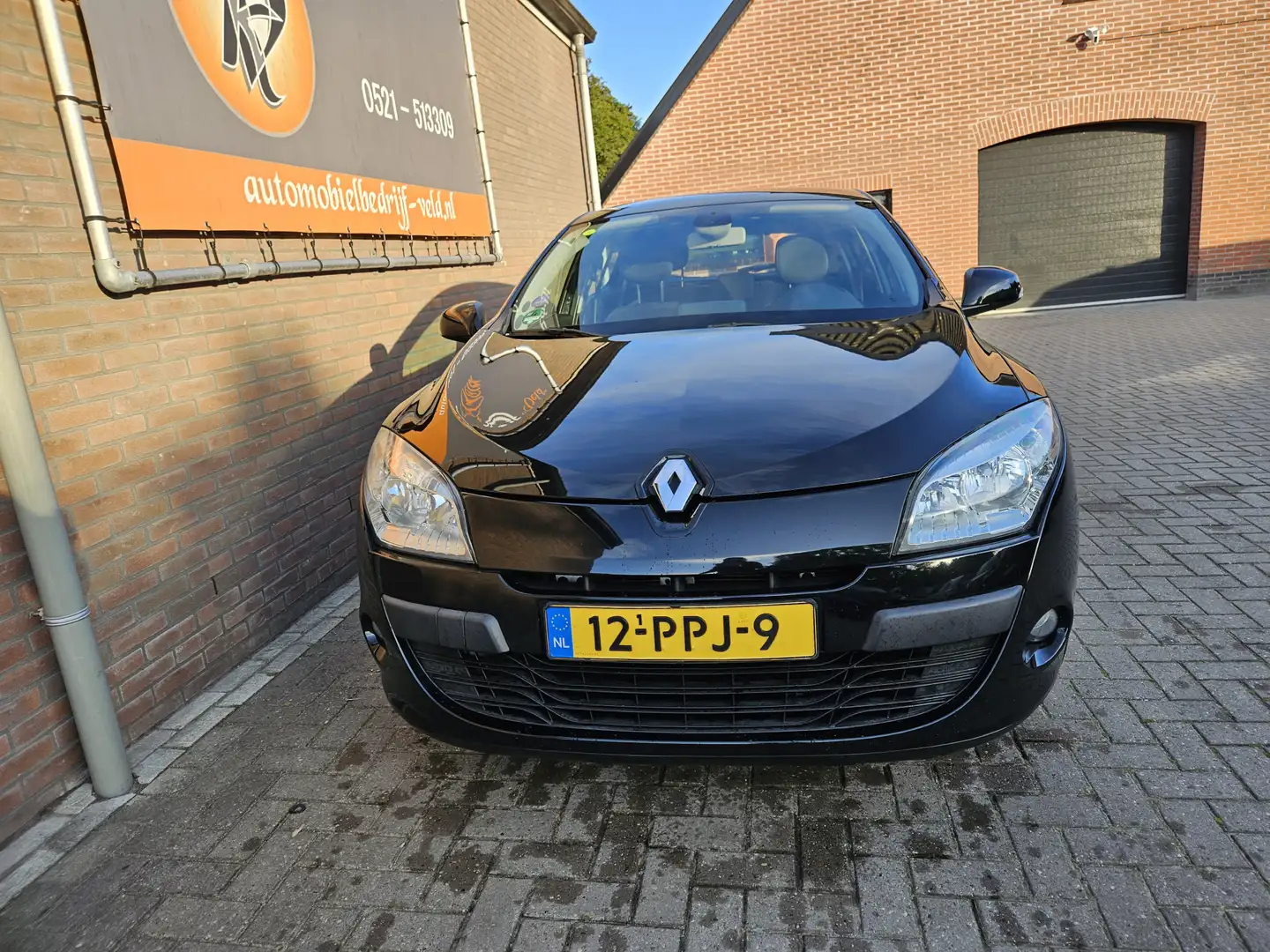 Renault Megane 1.6 Dynamique Zwart - 2