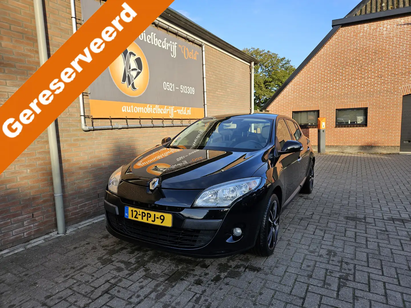 Renault Megane 1.6 Dynamique Zwart - 1