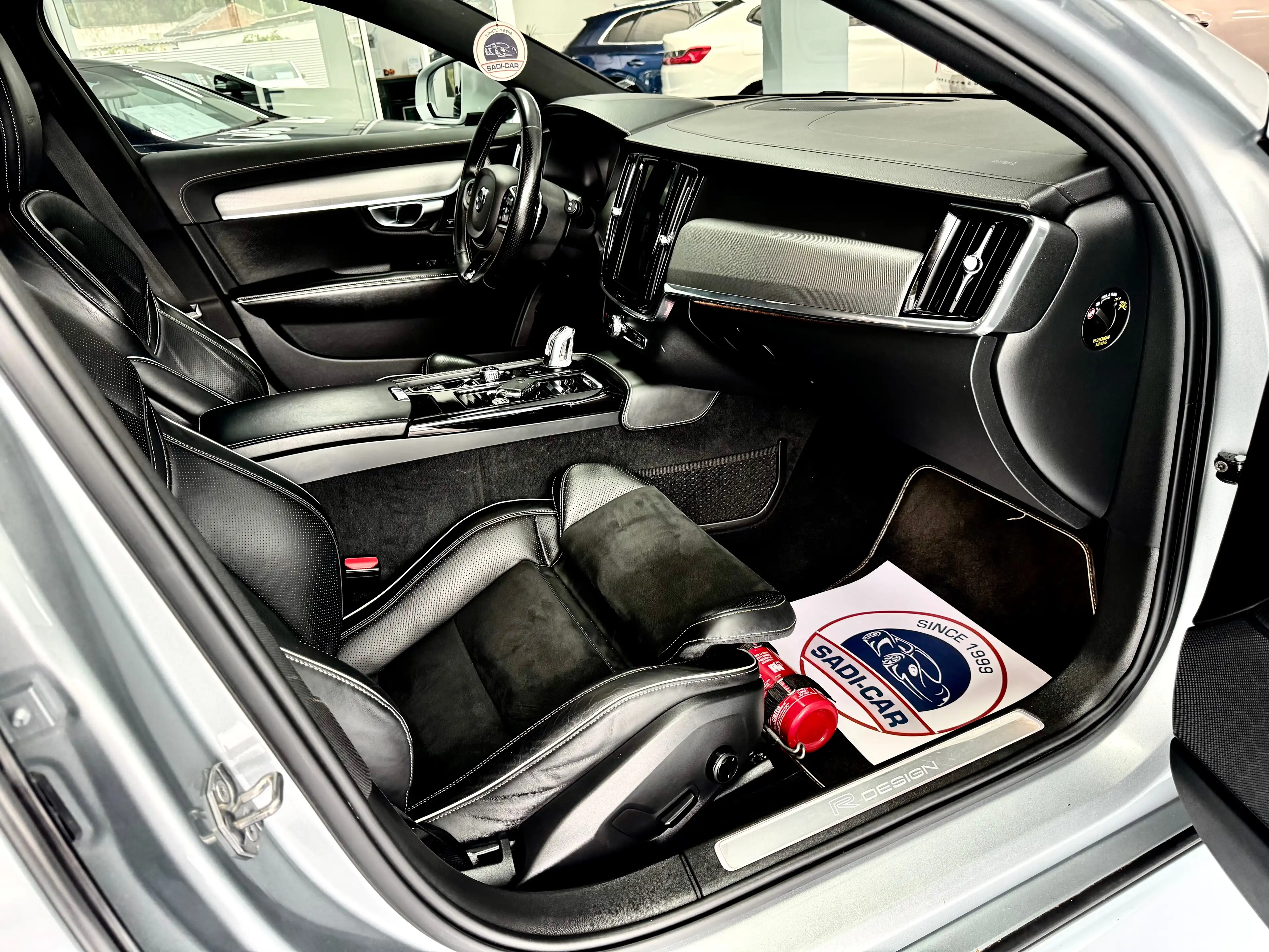 Volvo V90 2.0 T8 392cv AWD PHEV - R-DESIGN - Geartronic — photo 9