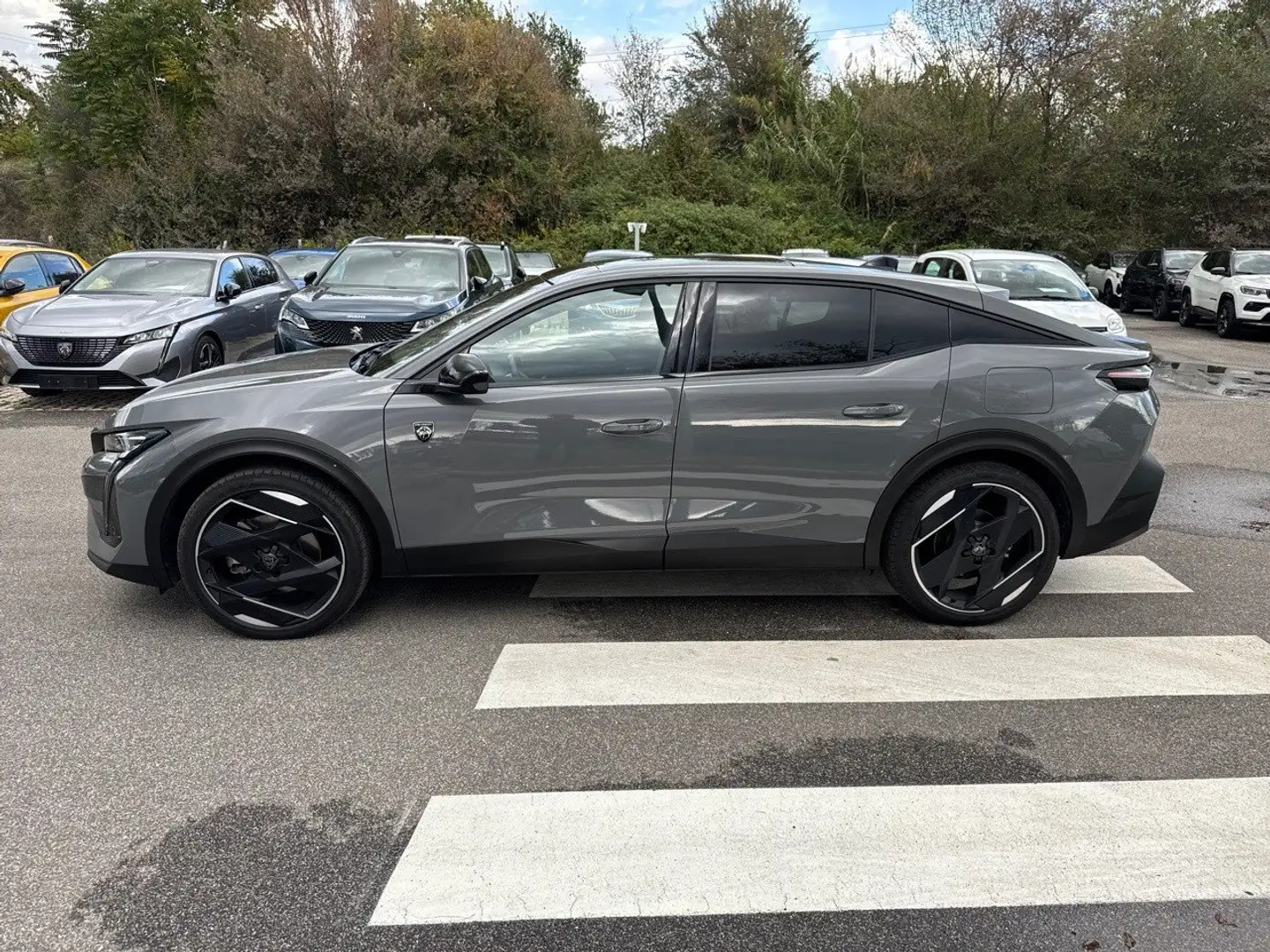 Peugeot 408 GT Hybrid 225 e-EAT8 S&S aut. Grigio - 2