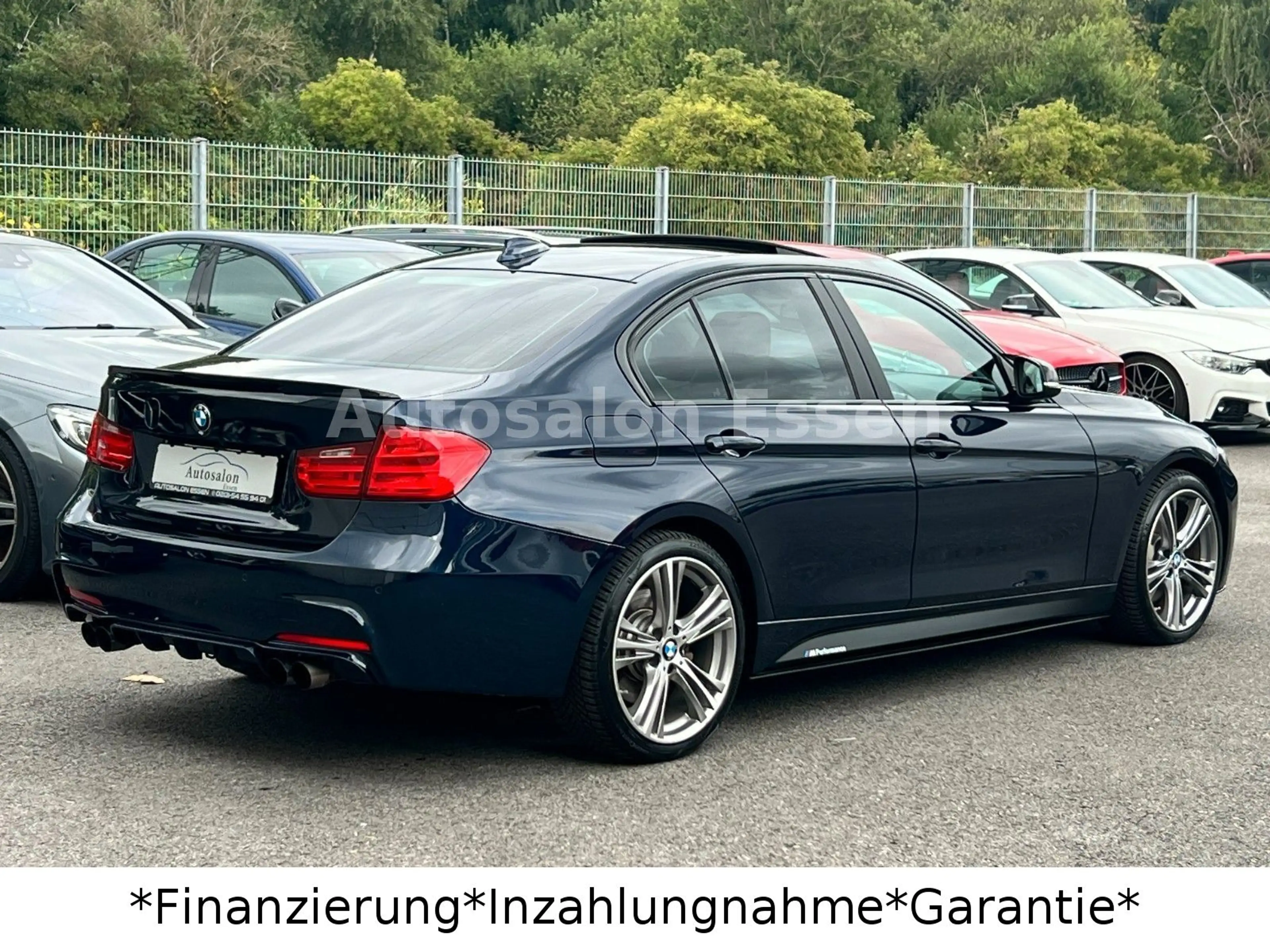 BMW 335 i xDrive*M Performance*Harman-Kardon*19Z* — photo 12