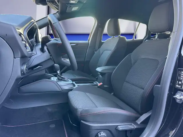 Ford Focus view 8