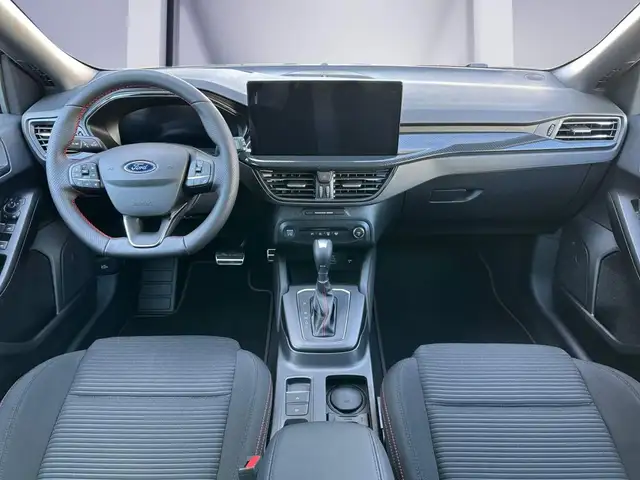 Ford Focus view 10