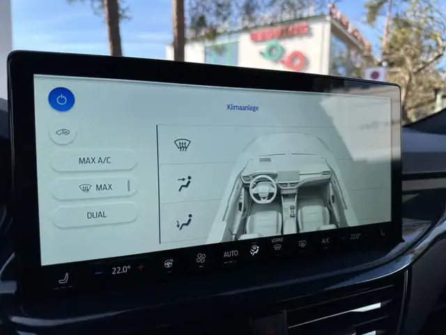 Ford Focus view 15