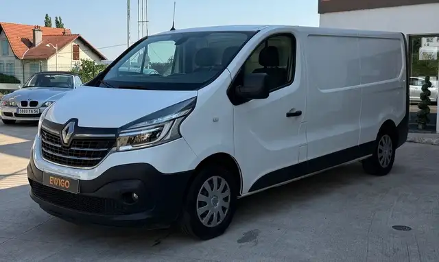 Renault Trafic view 11