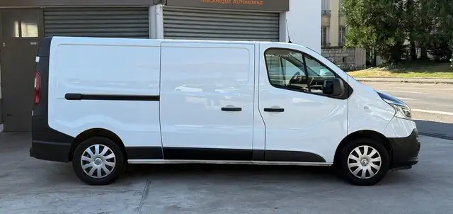 Renault Trafic view 8