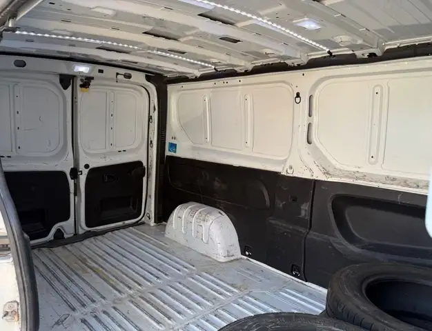 Renault Trafic view 14