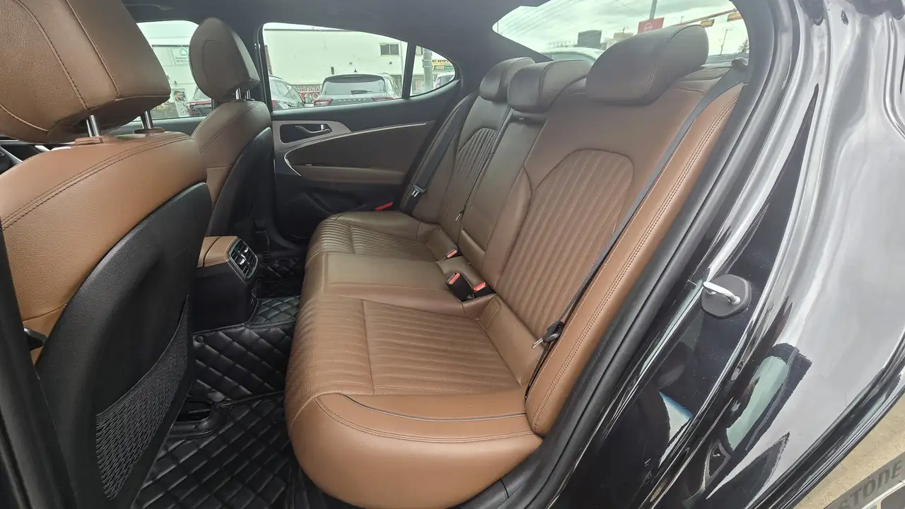 Genesis G70 снимка Genesis G70