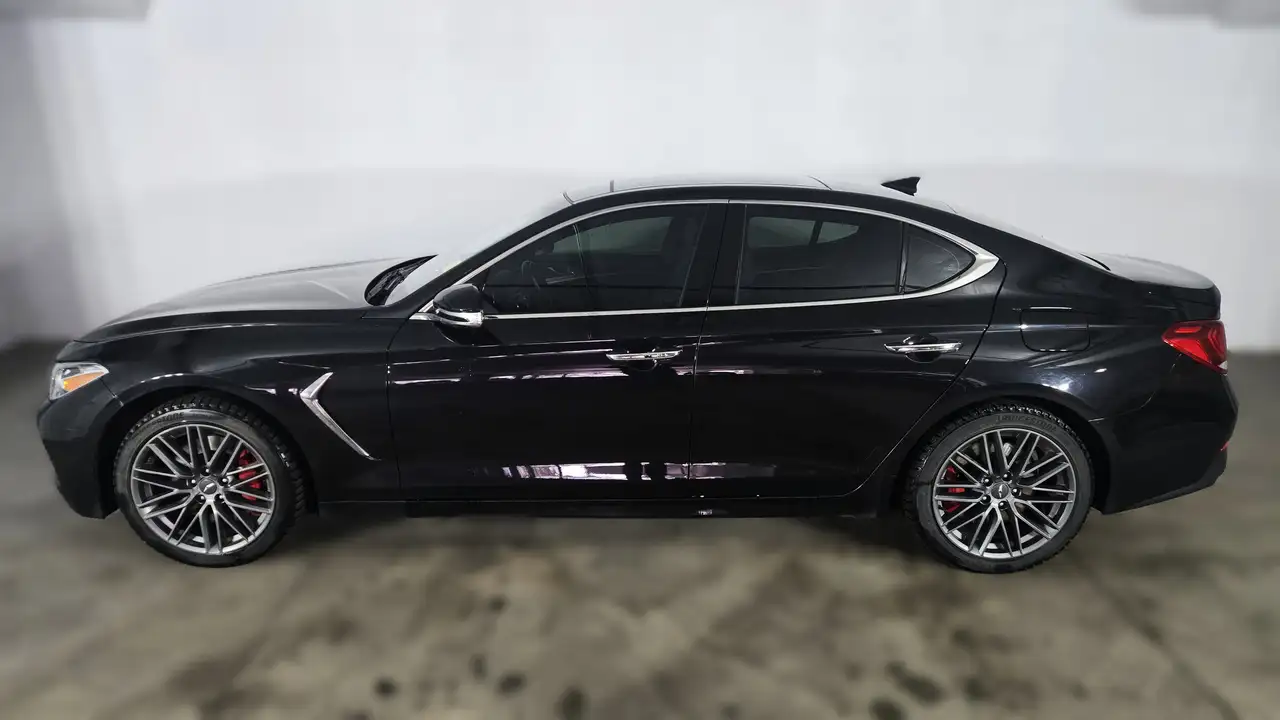 Genesis G70 снимка Genesis G70