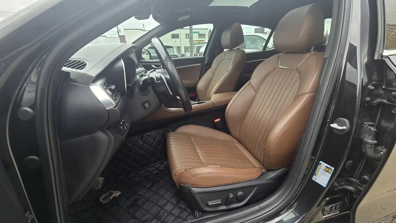 Genesis G70 снимка Genesis G70