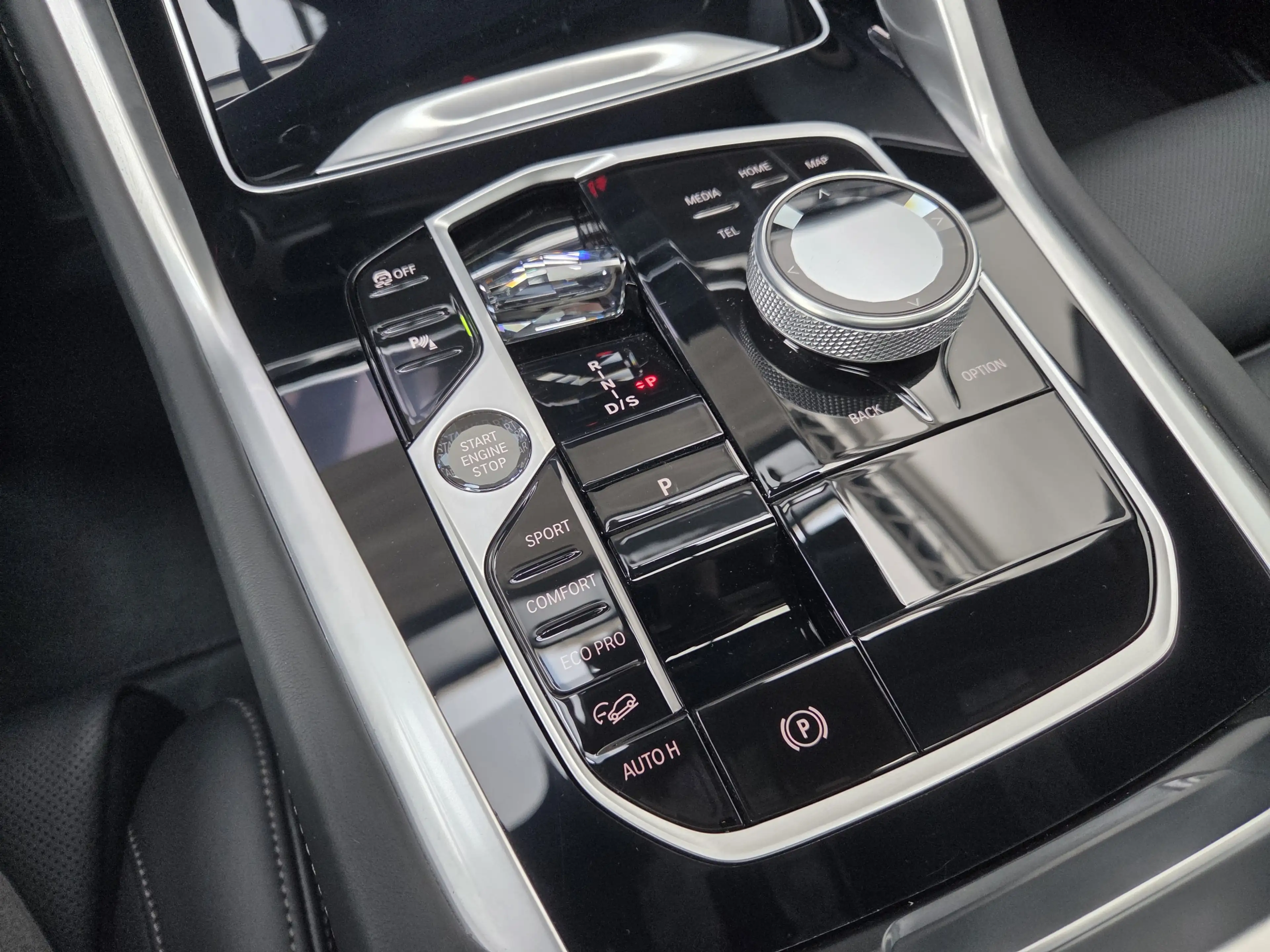 BMW X6 xDrive40d M Sport Pro AHK 22Zoll Sitzlüftung — photo 11