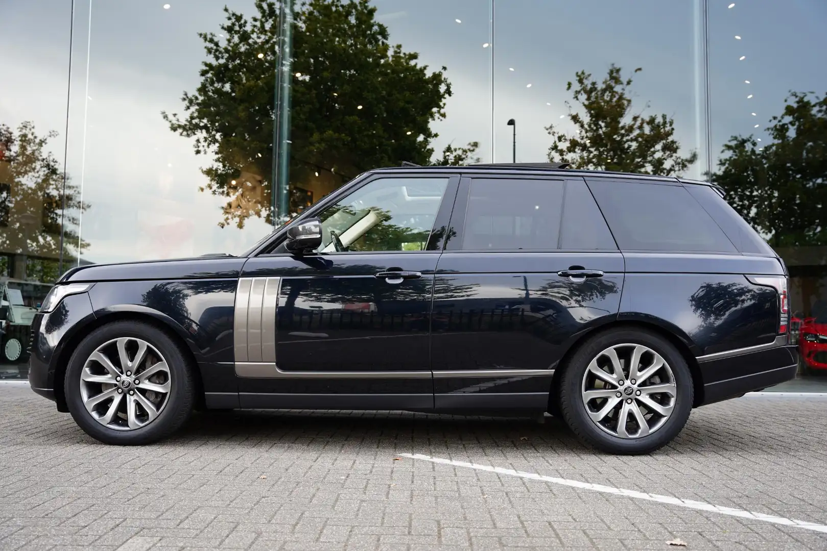 Land Rover Range Rover 4.4 SDV8 Vogue Beige Leder Schwarz - 2