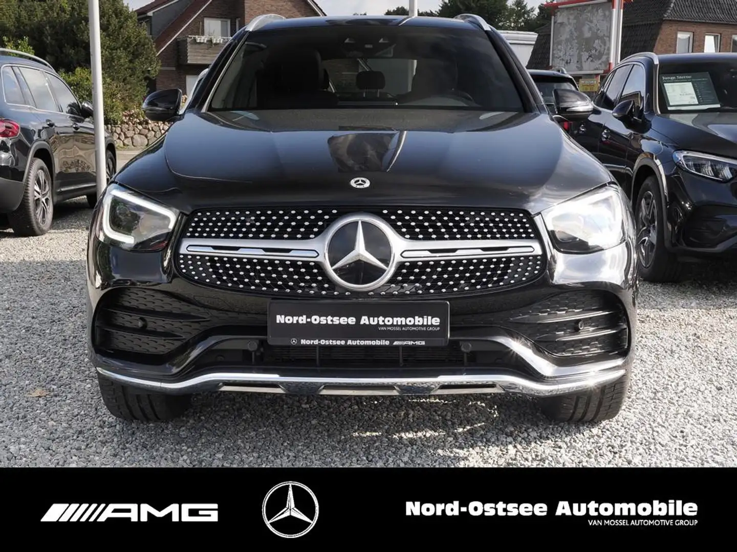 Mercedes-Benz GLC 300 de 4M AMG NAVI KAMERA PANO TOTWINKEL Zwart - 2