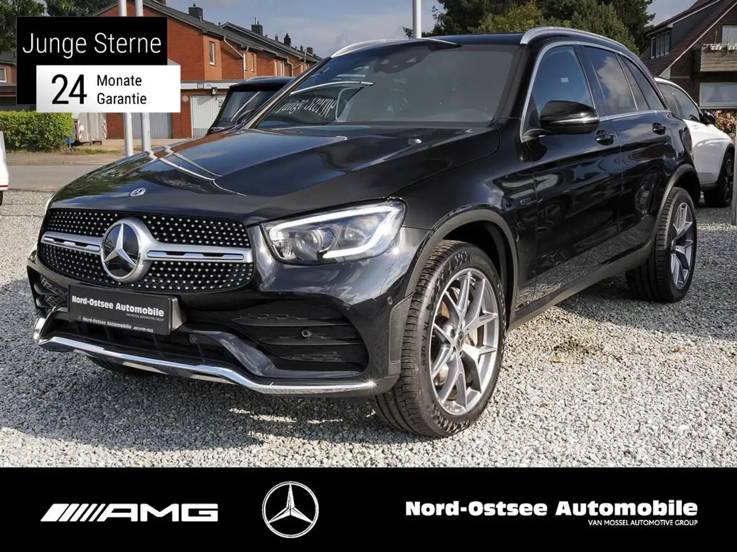 Mercedes-Benz GLC 300 de 4M AMG NAVI KAMERA PANO TOTWINKEL Zwart - 1