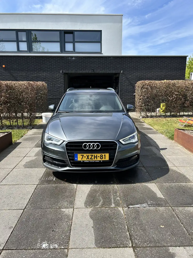 Audi A3 1.4 TFSI Amb.PL S gt Gris - 1