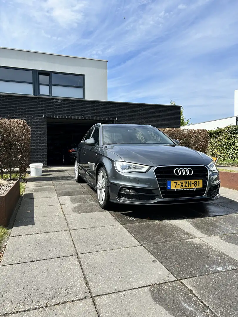 Audi A3 1.4 TFSI Amb.PL S gt Gris - 2