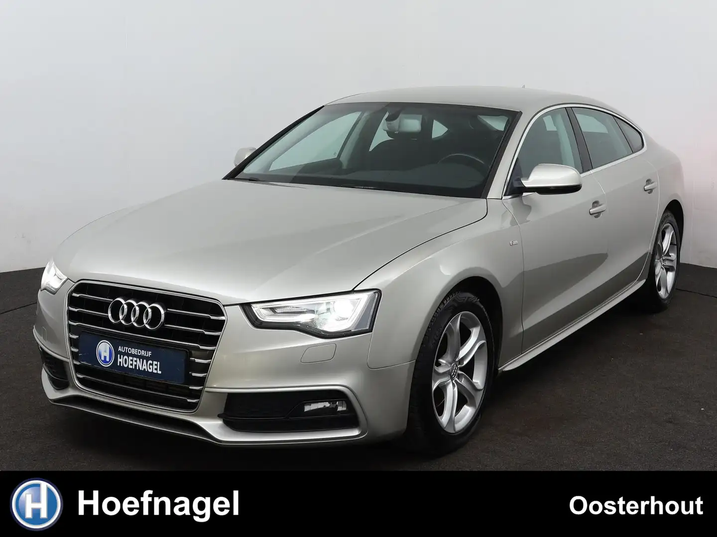 Audi A5 Sportback 1.8 TFSI Adrenalin Automaat | Navigatie Grijs - 1