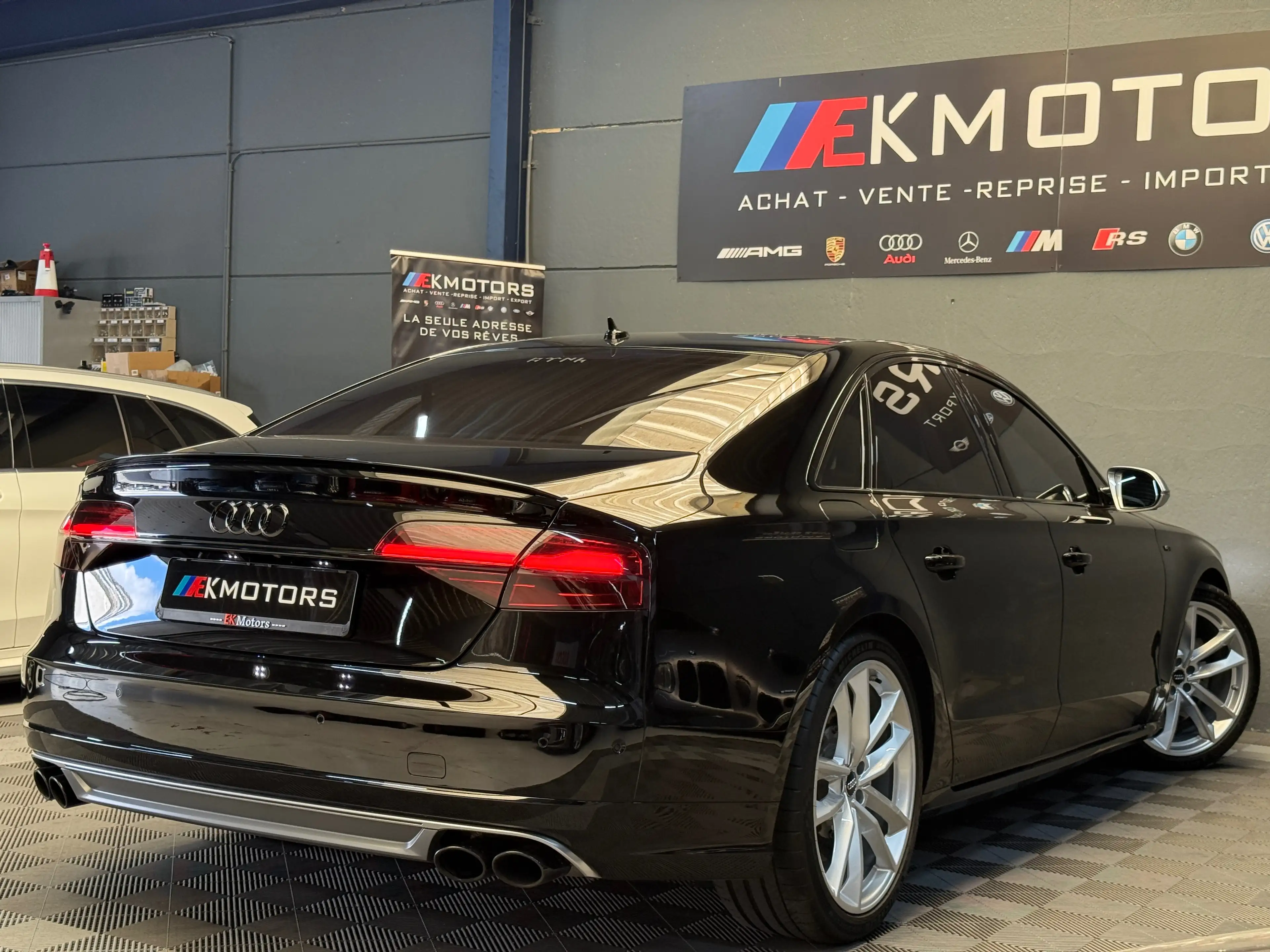 Audi S8 °MATRIX°CERAMIC°FULL HISTORY°01/01 — photo 2