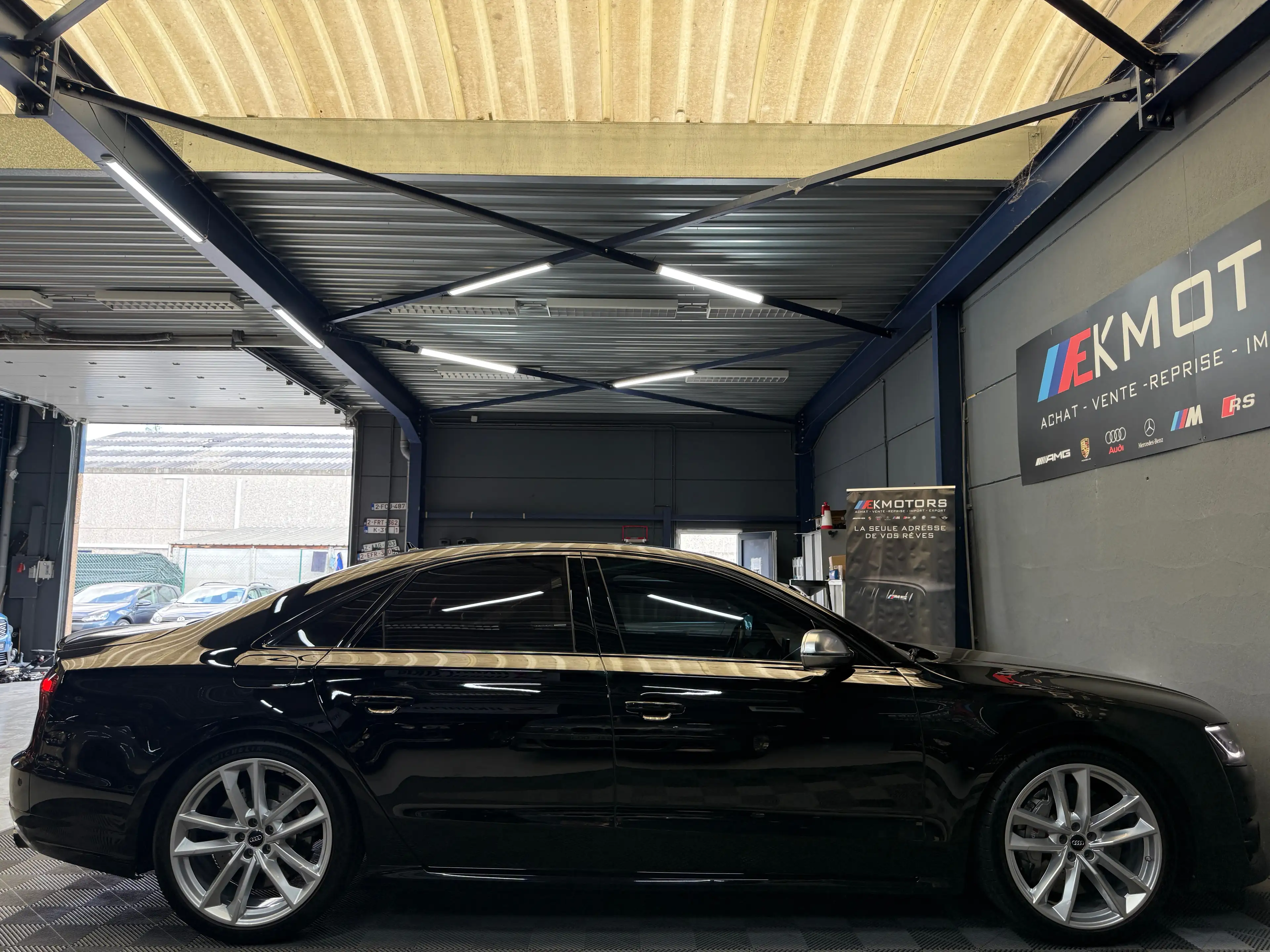 Audi S8 °MATRIX°CERAMIC°FULL HISTORY°01/01 — photo 6