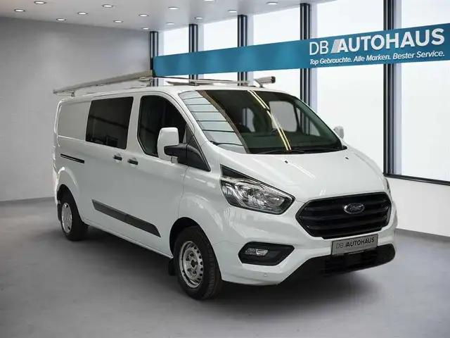 Ford Transit Custom view 2