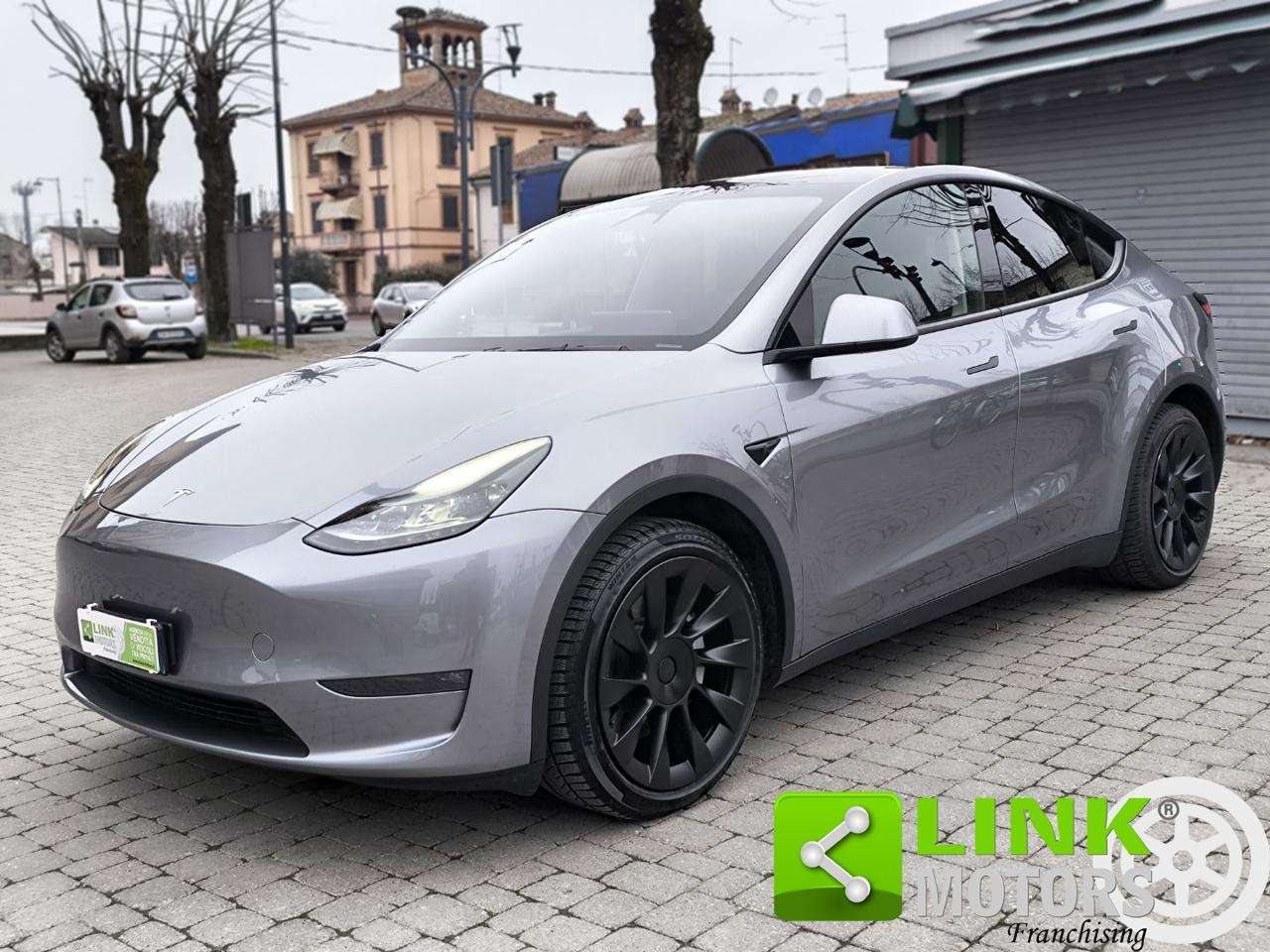 Tesla Model Y Long Range AWD DUAL MOTOR FSD