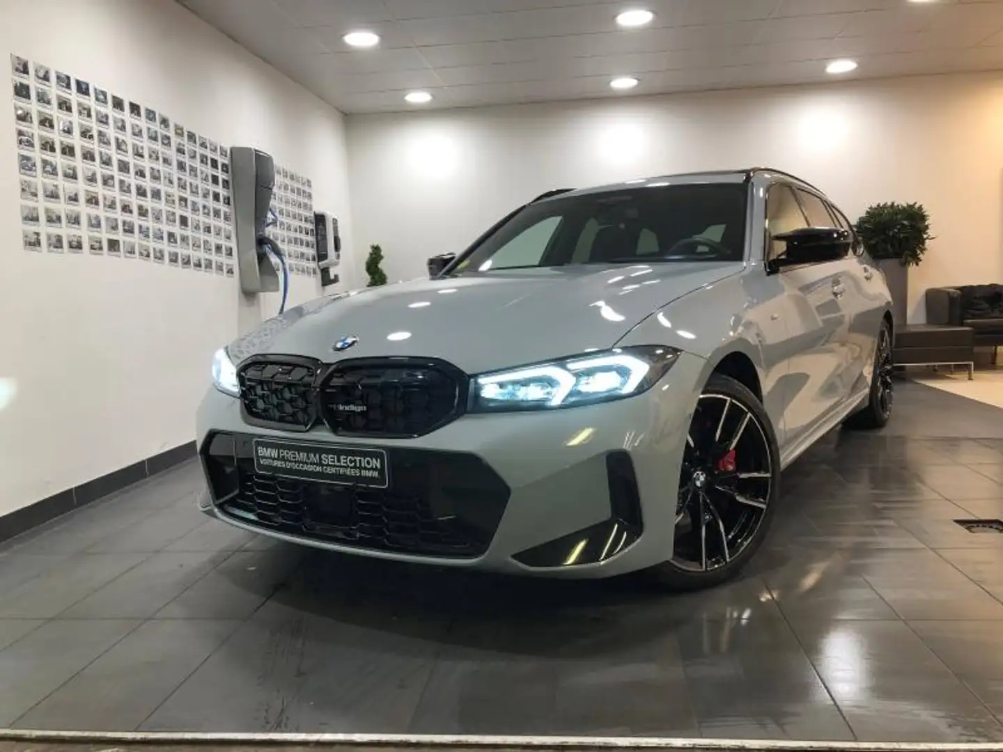 BMW 340 M340dA xDrive 340ch M Performance Gris - 1