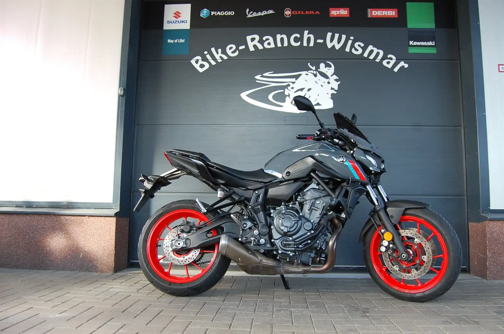 Yamaha MT-07 Grau - 1