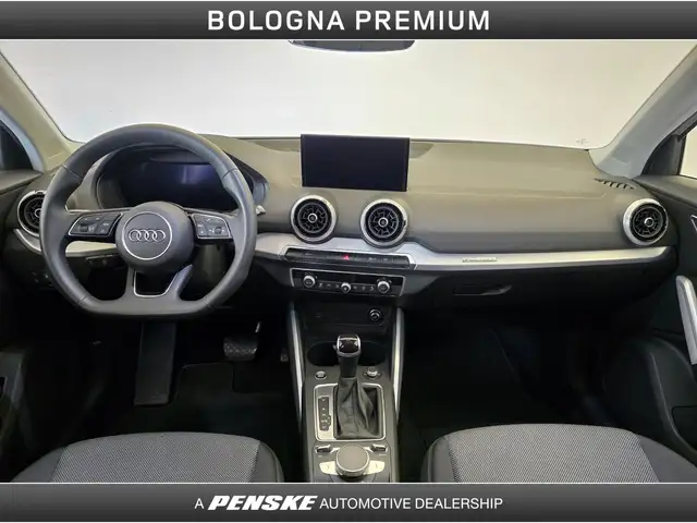 Audi Q2 view 4