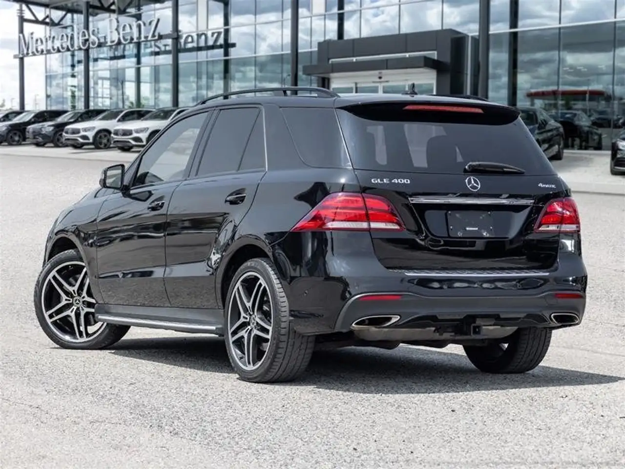 Mercedes-Benz GLE снимка Mercedes-Benz GLE