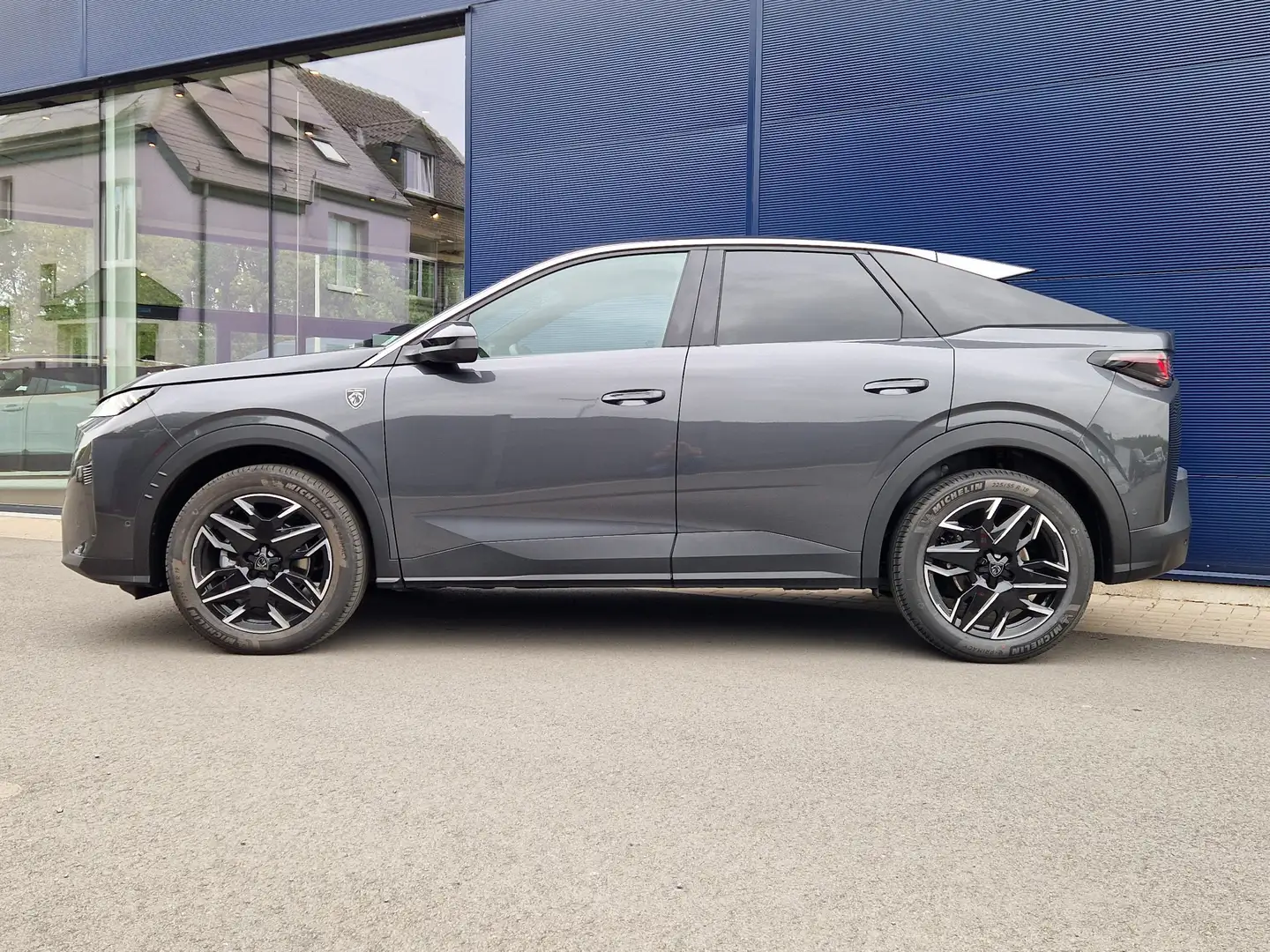 Peugeot 3008 1.2 Turbo MHEV GT Grijs - 2