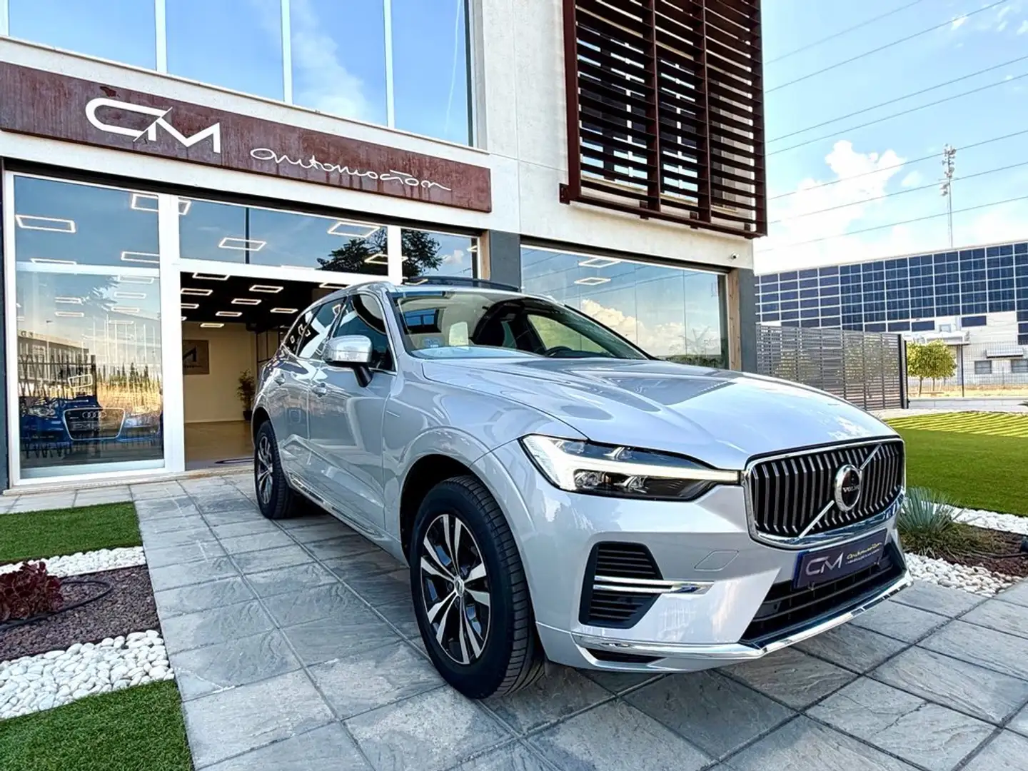 Volvo XC60 2.0 T6 AWD Recharge Plus Bright Auto Gris - 1