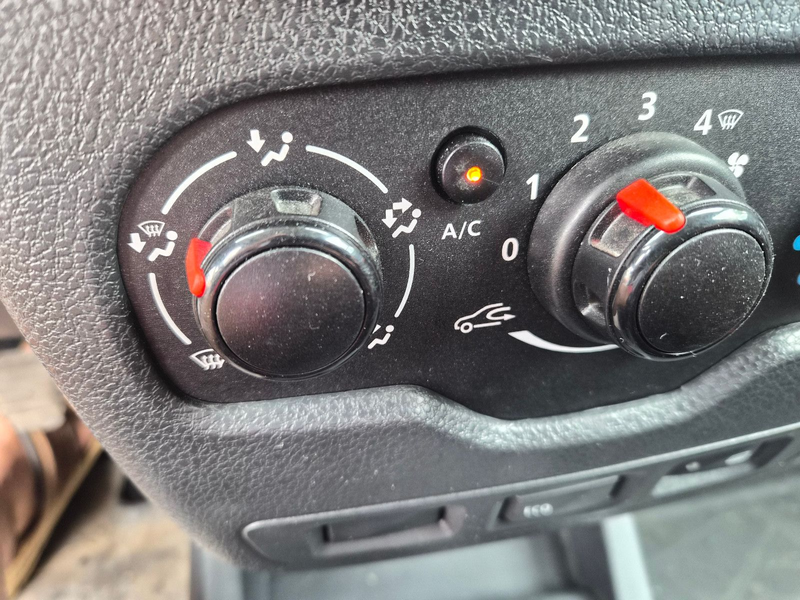 Dacia Dokker Express Essential Klima — photo 6