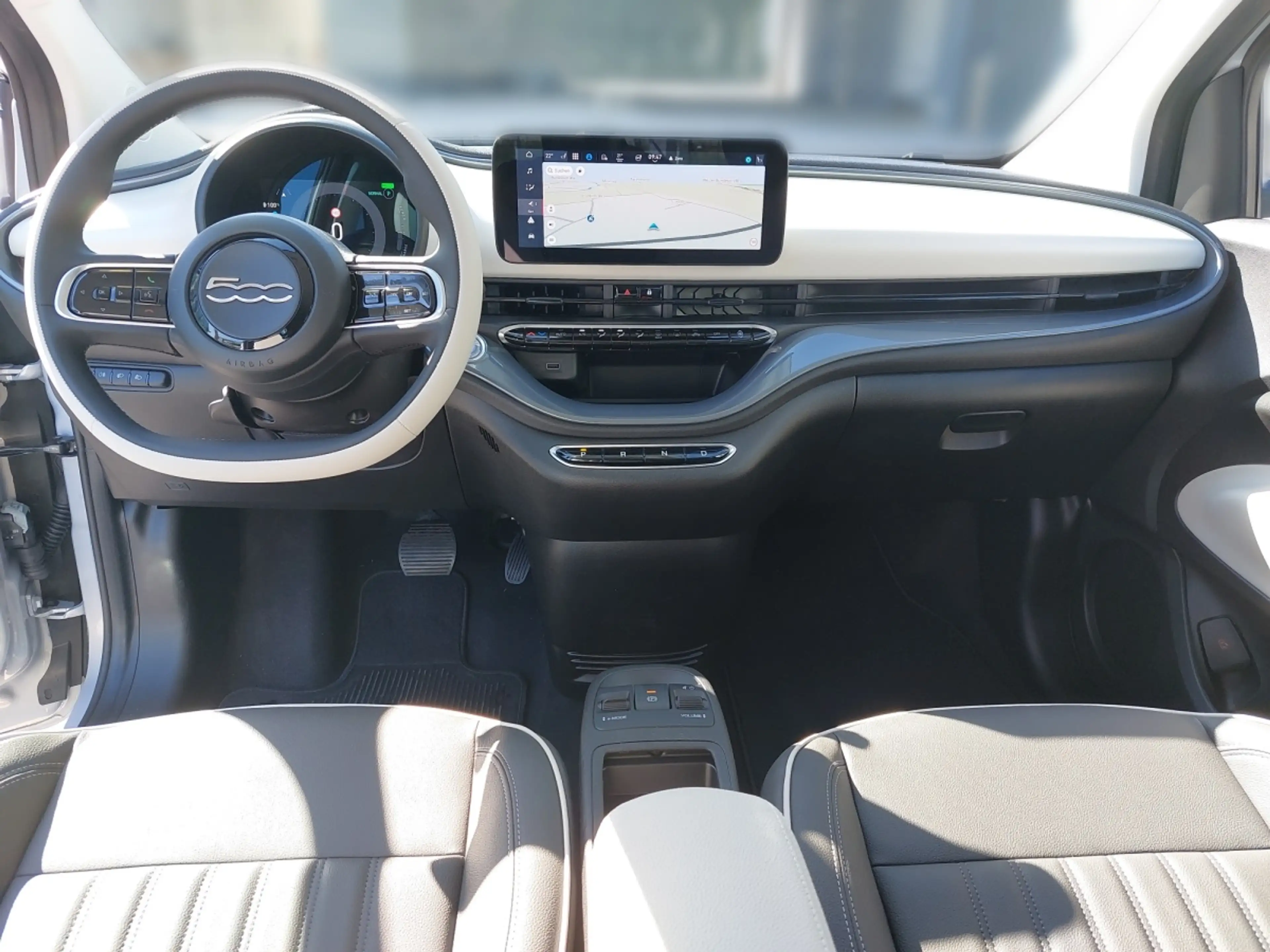 Fiat 500e Hatchback La Prima 42kWh — photo 4