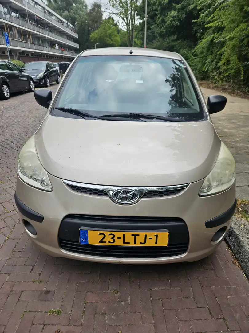 Hyundai i10 i10 1.1 Active Cool bež - 1