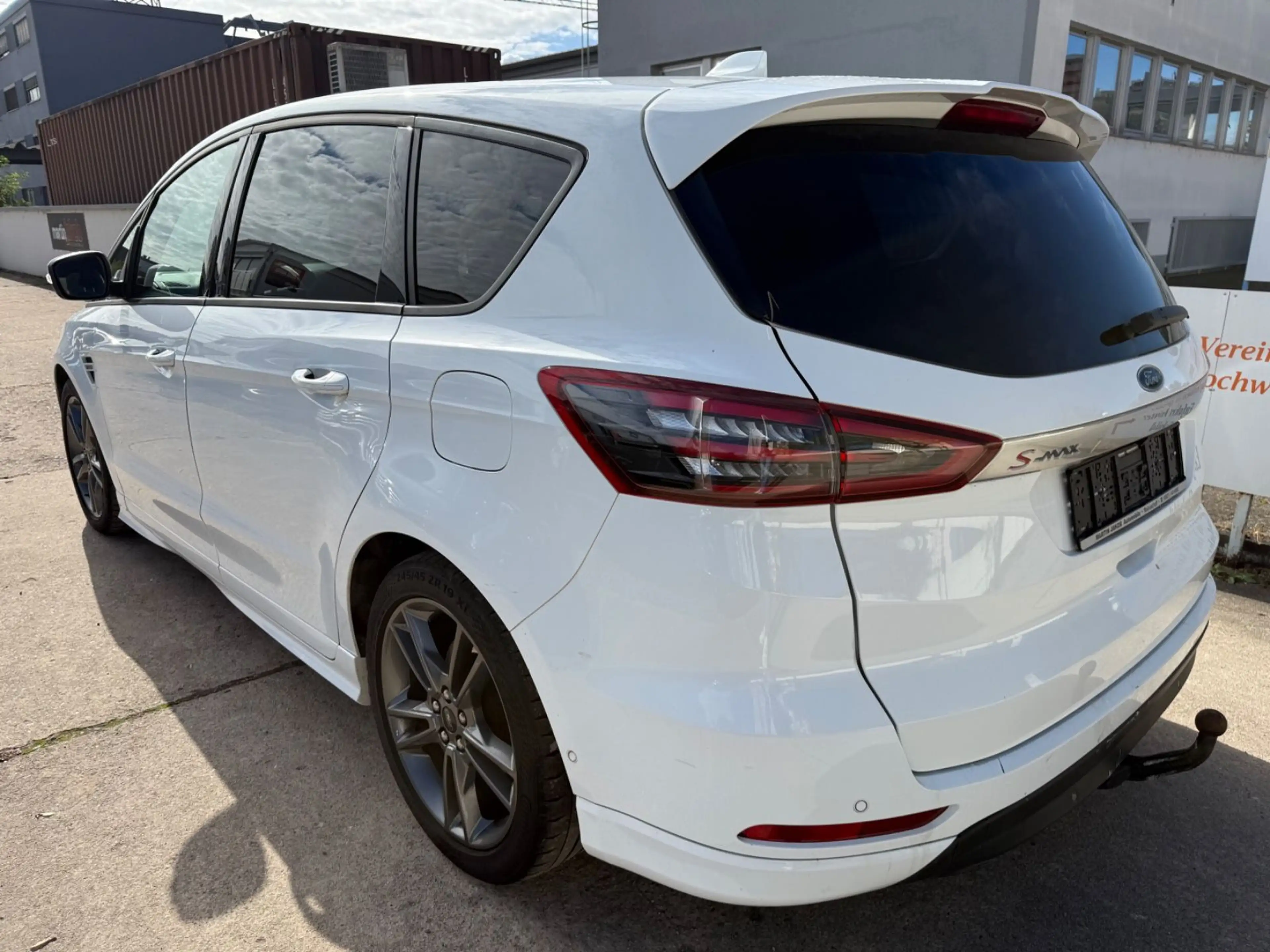 Ford S-Max S-MAX Hybrid ST-Line+AUTOMATIK+LEDER+BC+MF — photo 4