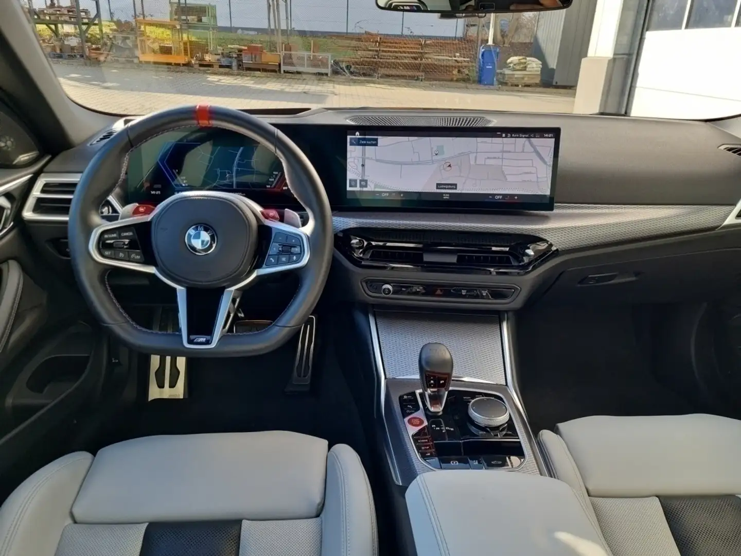BMW M4 Competition Cabrio M xDriveA Navi.LED.Rükam Schwarz - 2