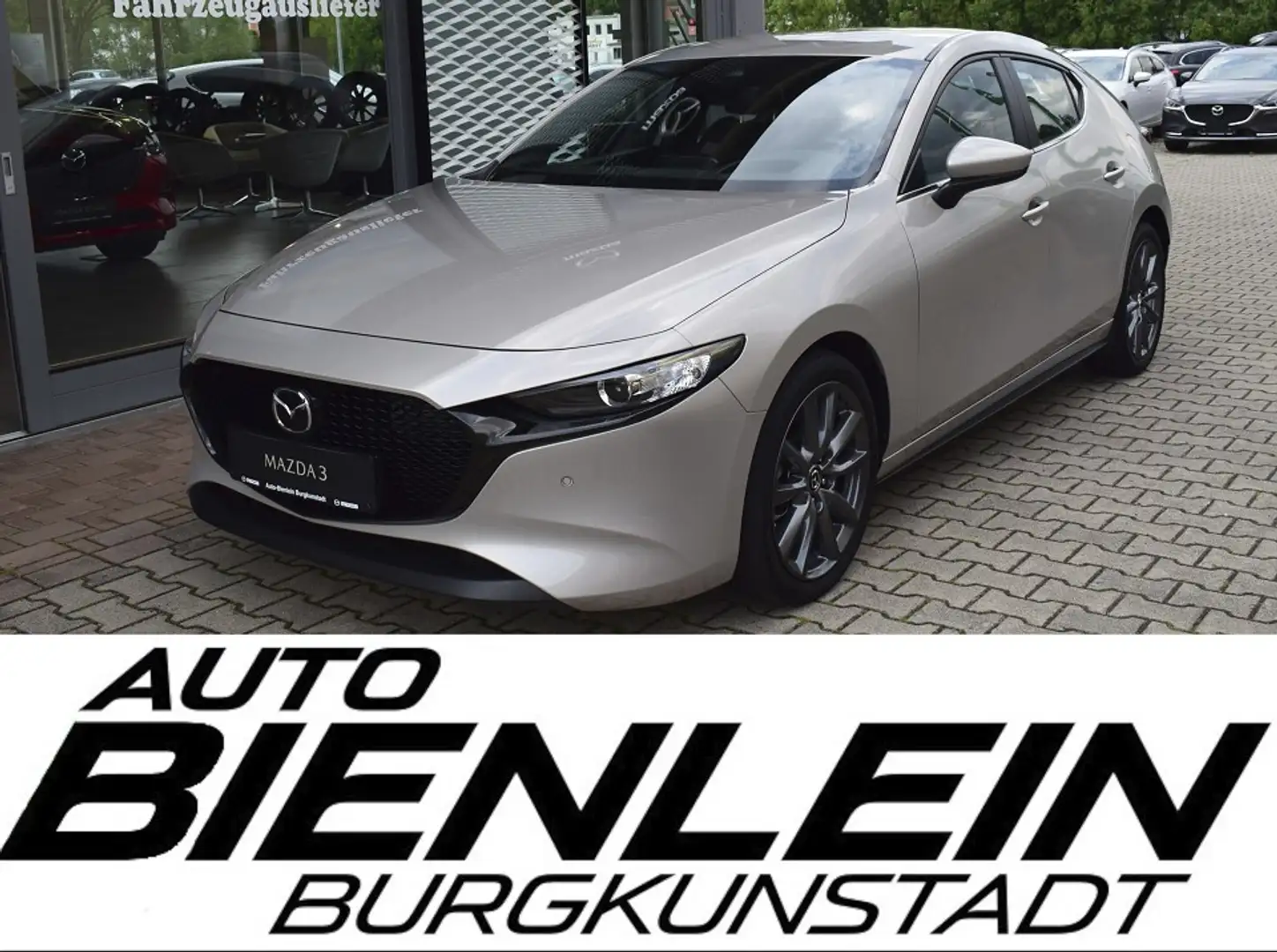 Mazda 3 2.0 Selection Voll-LED Navi DAB+ Apple CarPlay® un Silber - 1