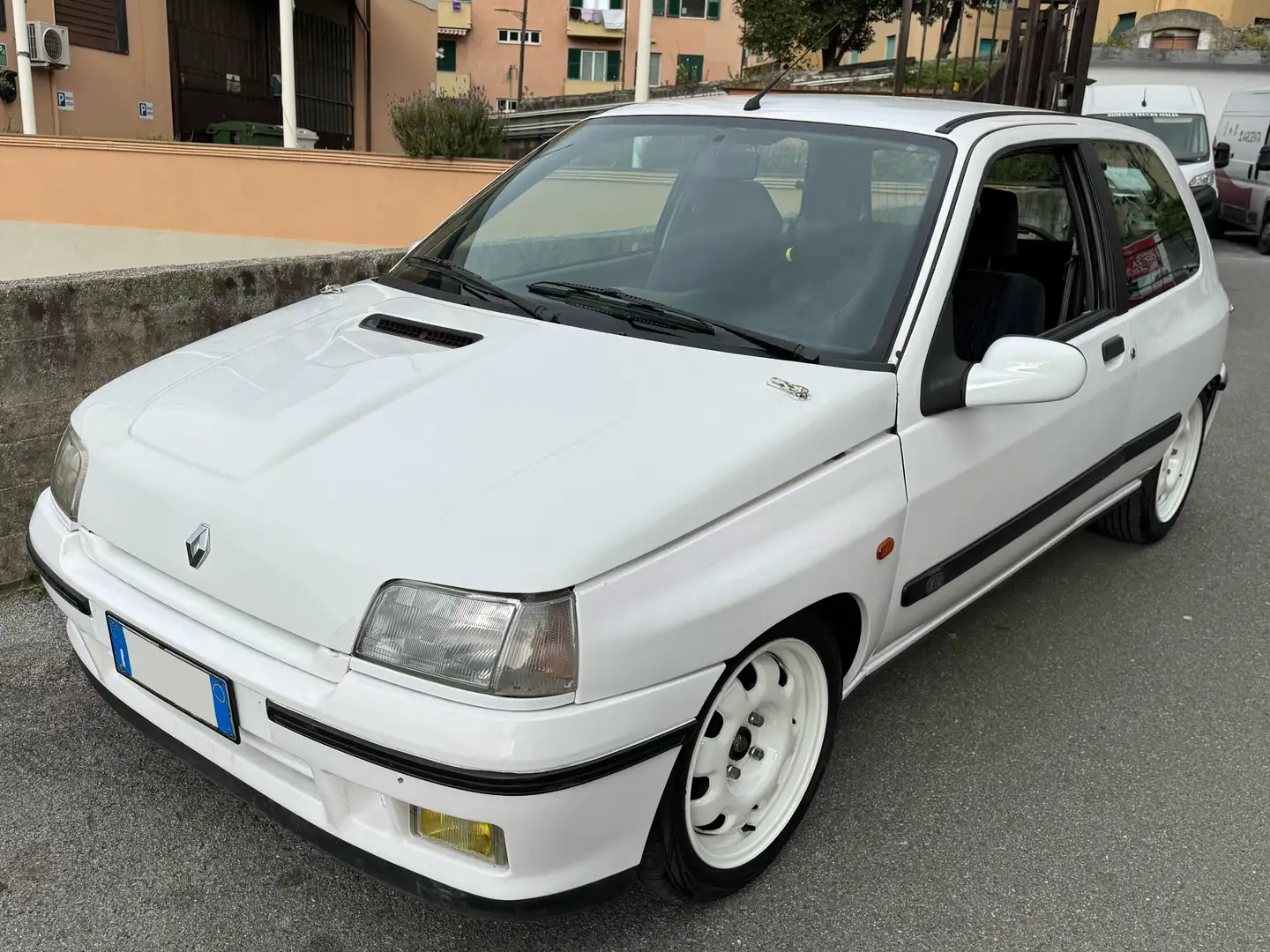 Renault Clio Clio 1.8 16v 1800 ASI Blanc - 2