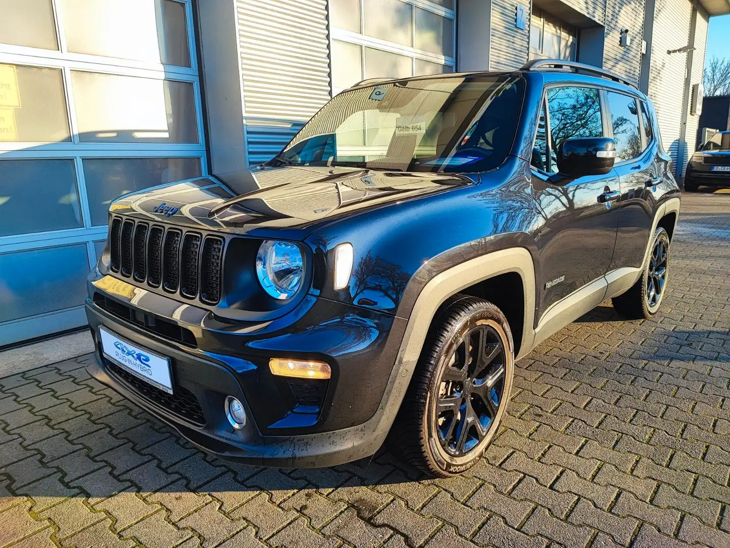 Jeep Renegade Limited Plug-In-Hybrid 4xe Schwarz - 1