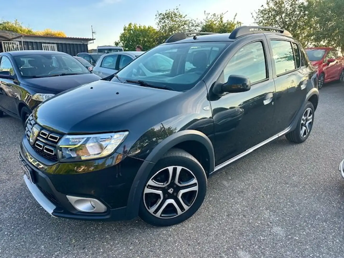 Dacia Sandero Sandero Stepway 1.5 dci Wow s Schwarz - 1