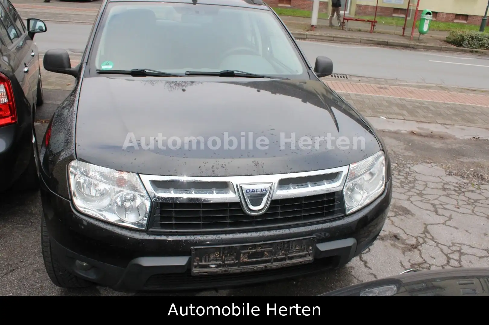 Dacia Duster I 1.6 Laureate 4x2*KLIMA* Schwarz - 1