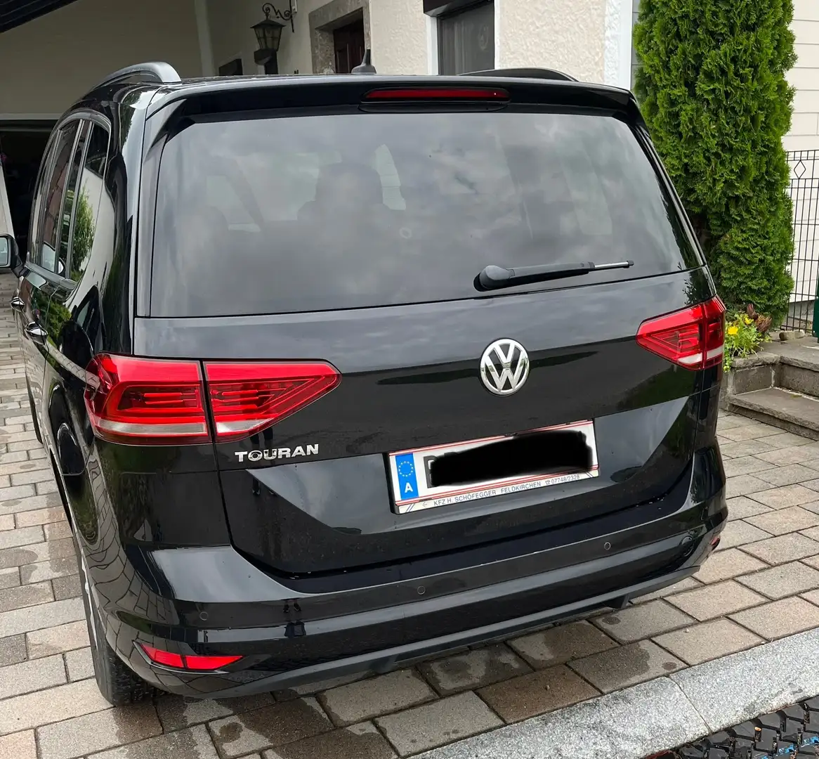 Volkswagen Touran Touran Highline 1,6 SCR TDI DSG Highline Schwarz - 2