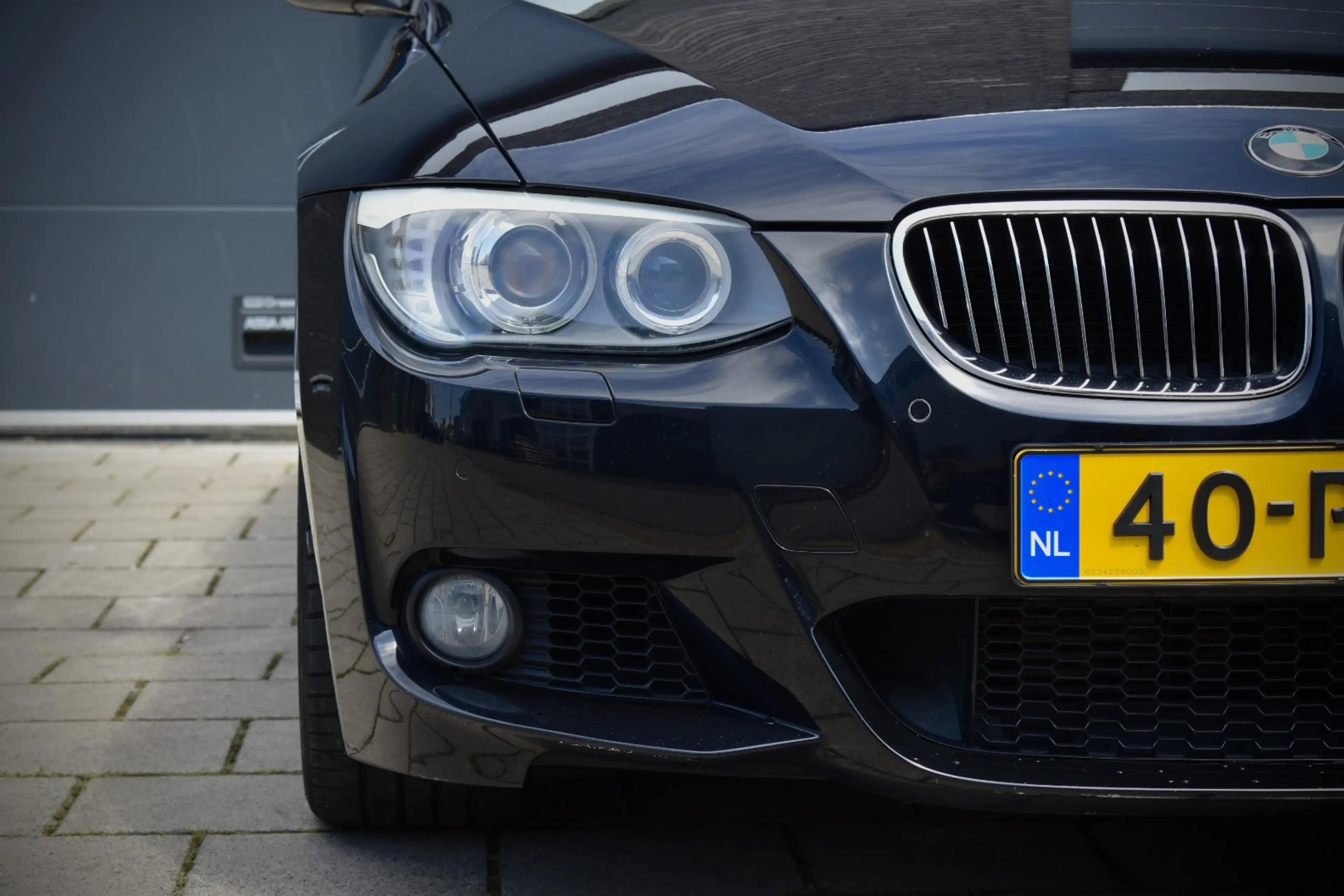 BMW 335 3-serie Cabrio 335i (E93) High Executive | M-Sport — photo 9