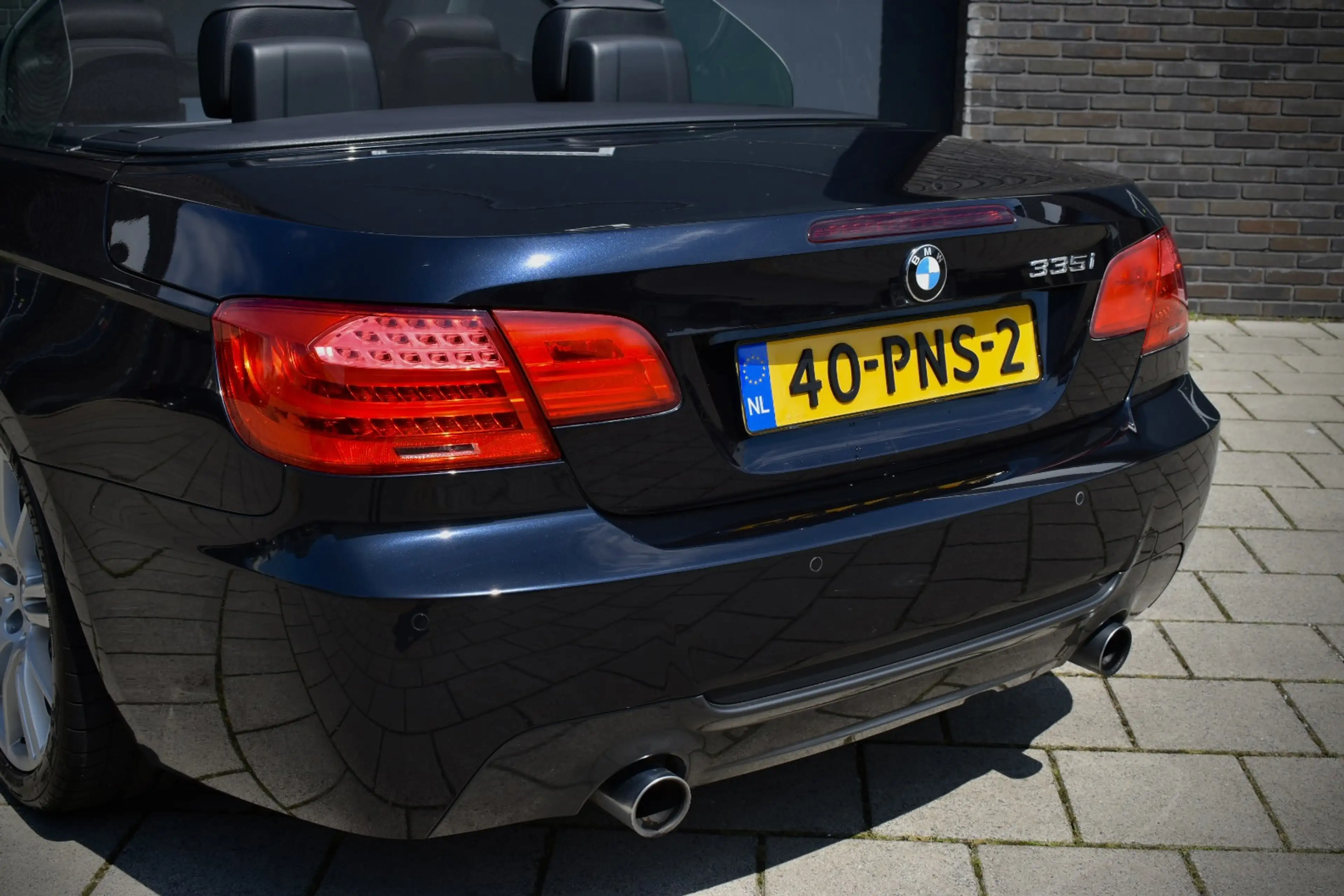 BMW 335 3-serie Cabrio 335i (E93) High Executive | M-Sport — photo 6