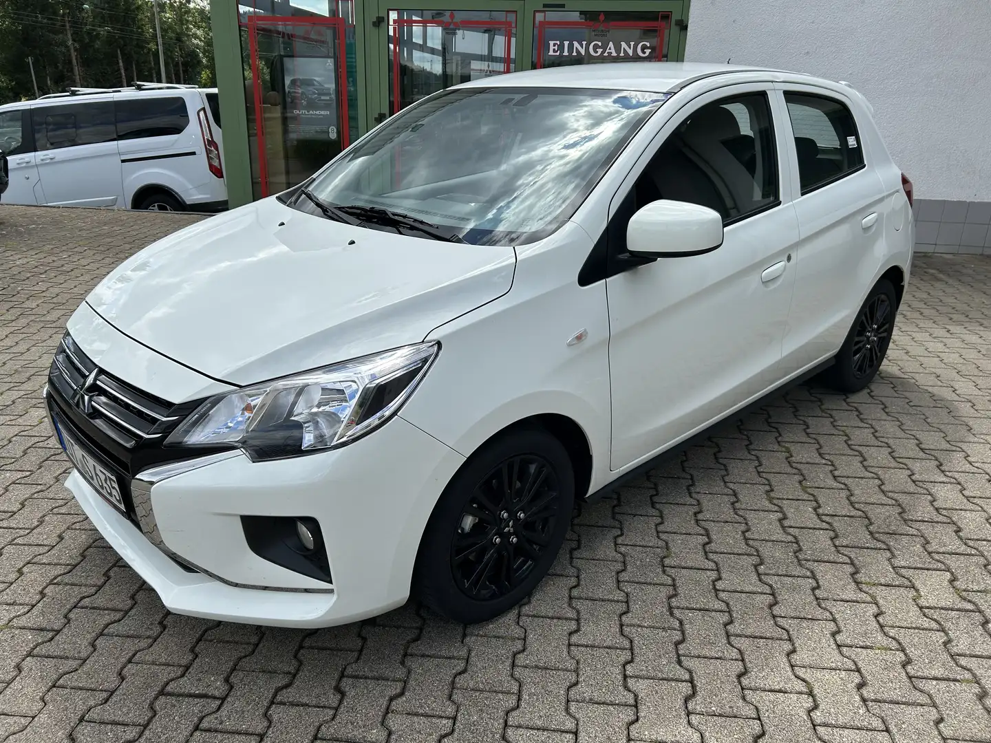 Mitsubishi Space Star 1.2 Select Weiß - 1
