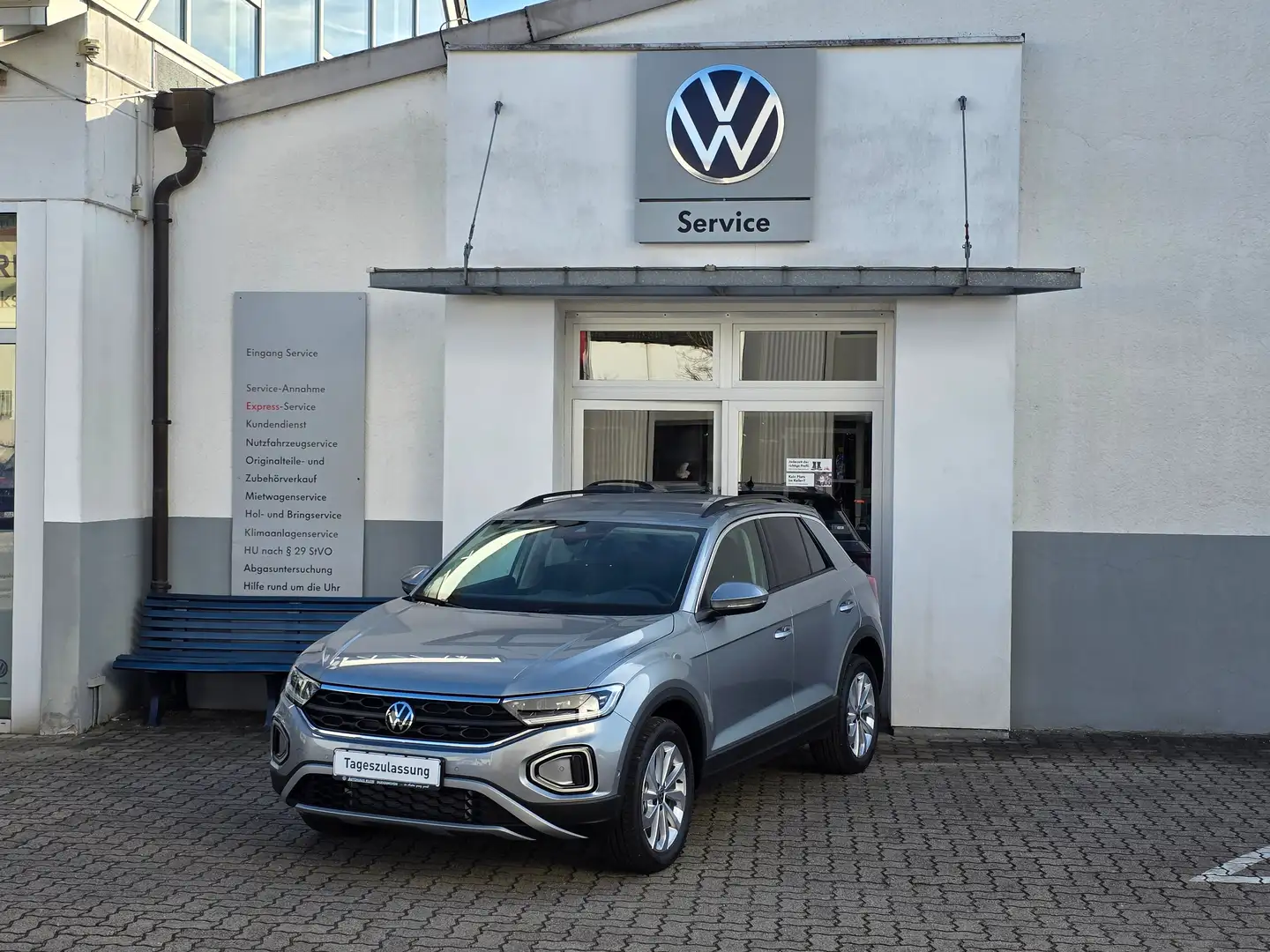 Volkswagen T-Roc Life 1.5 TSI DSG, Kamera, Keyless Access, LED-Plus Argent - 1